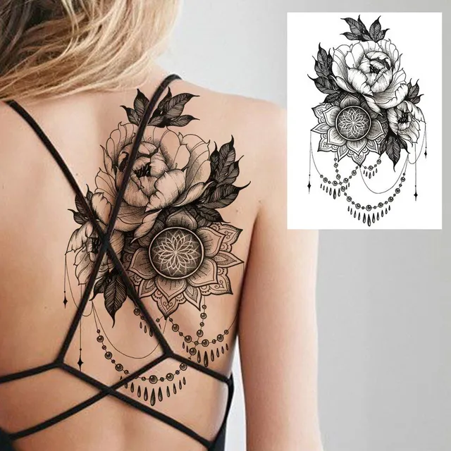 Tatuaj temporar sexy cu motive florale pentru femei