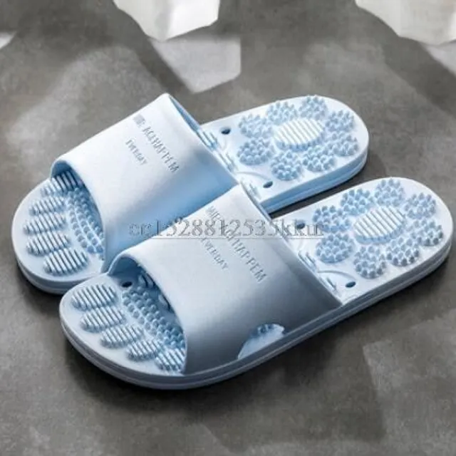 Relaxing massage bath slippers