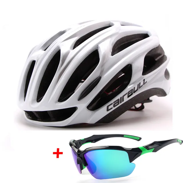 Cycling helmet + polarized glasses