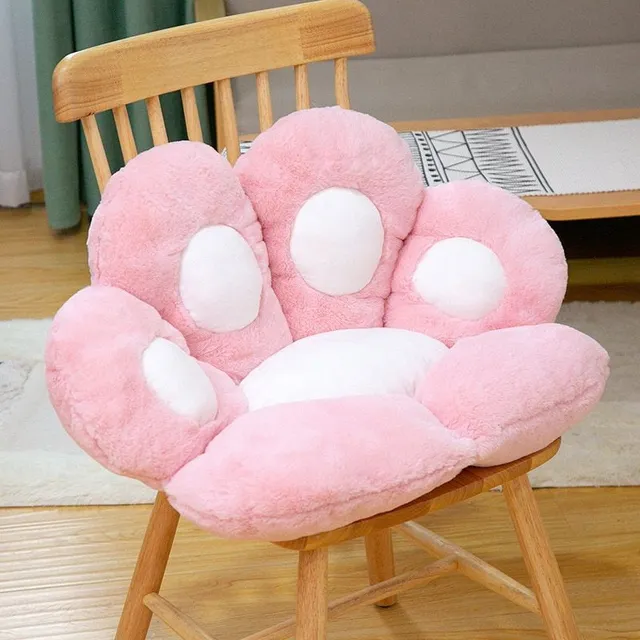 Słodki pluszowy fotel w kształcie łapy niedźwiedzia