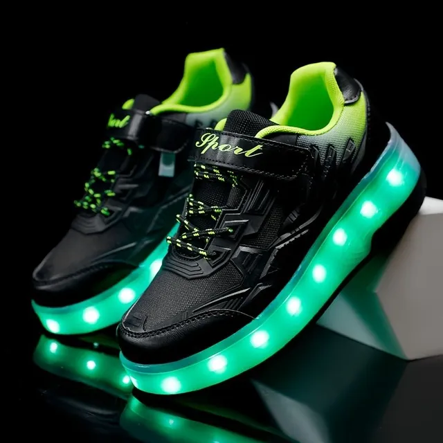 Baby roller shoes with LED backlight and dry zipper - ideal for fun and leisure