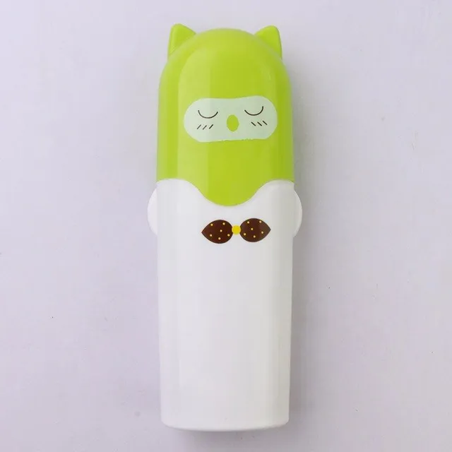 Toothpaste and toothbrush case with pet motif