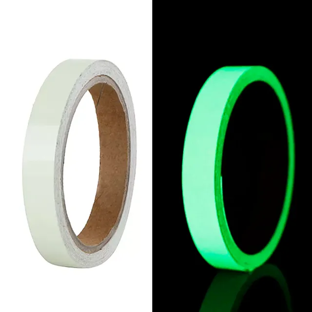 Self-adhesive shiny tape in the dark for home safety, decoration and warning