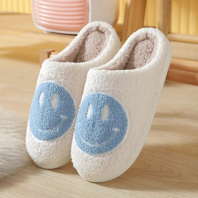 Plush winter slippers with smiley face