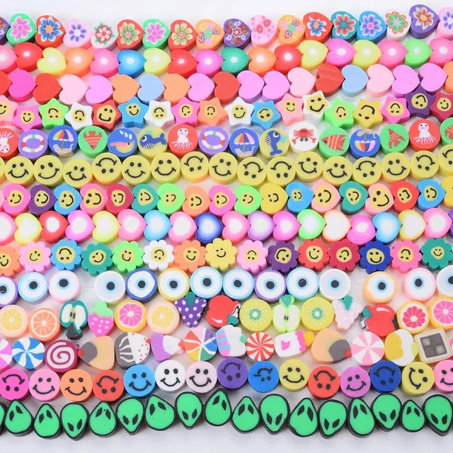 Girls coloured beads for stringing - various motifs - 100 pcs