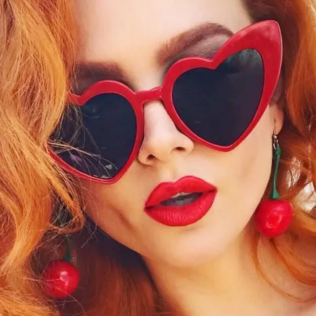 Stylish women's heart shaped sunglasses with UV 400 - several colour options Barbara