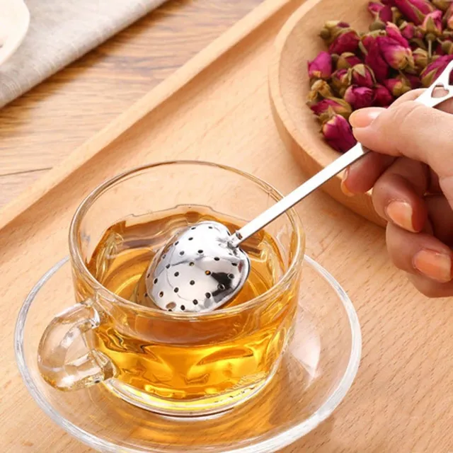 Tea spoon with sieve