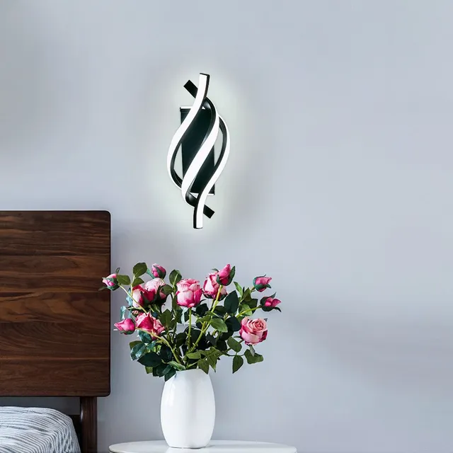 1pc Modern LED wall lamp, curved shape, black color, cold white light 6000K
