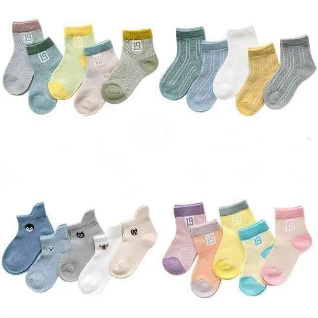 Baby socks with animals