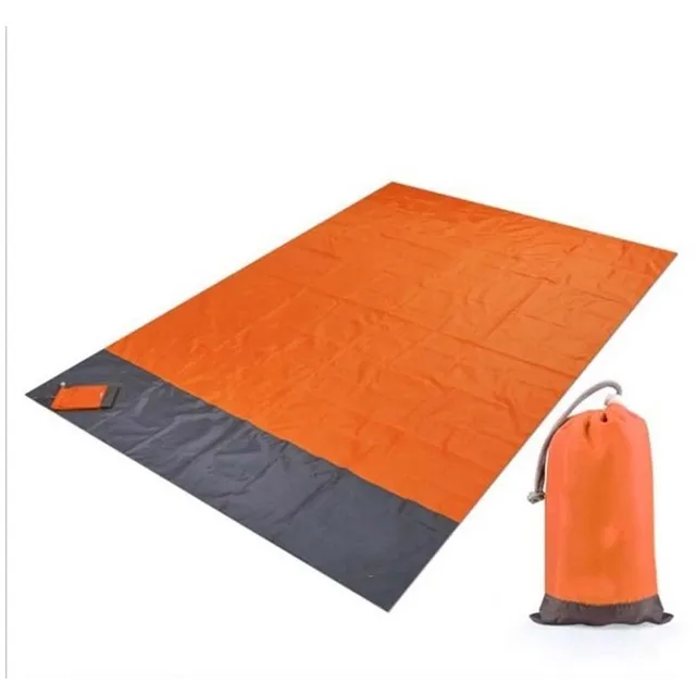 Waterproof beach blanket in different colours