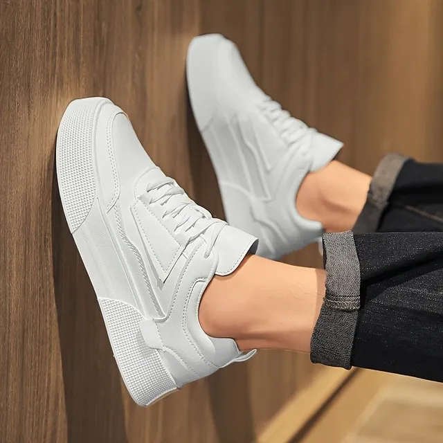 Men's stylish sneakers for skateboarding - anti-slip and comfortable for normal wearing