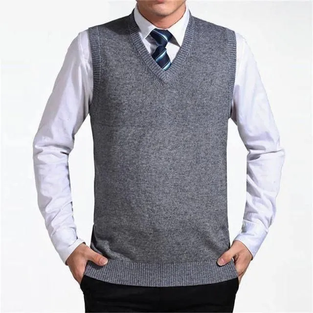 Men's elegant knitted vest