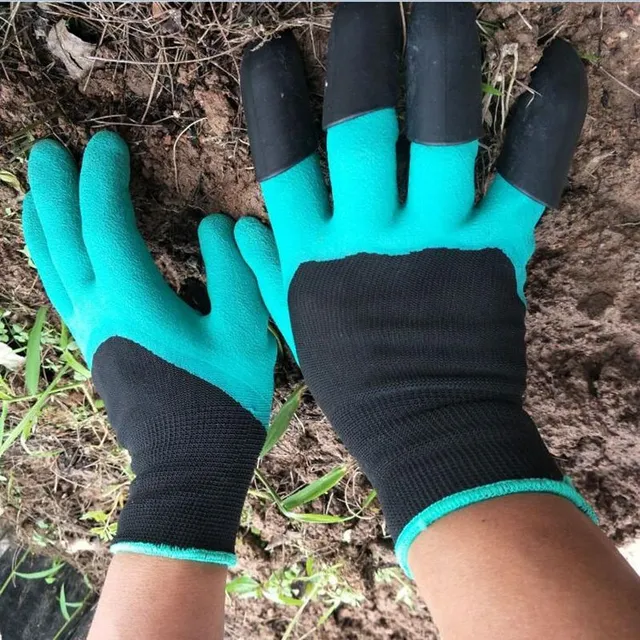 Garden gloves with plastic claws