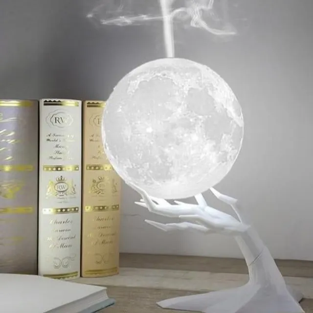 Ultrasonic humidifier and lamp