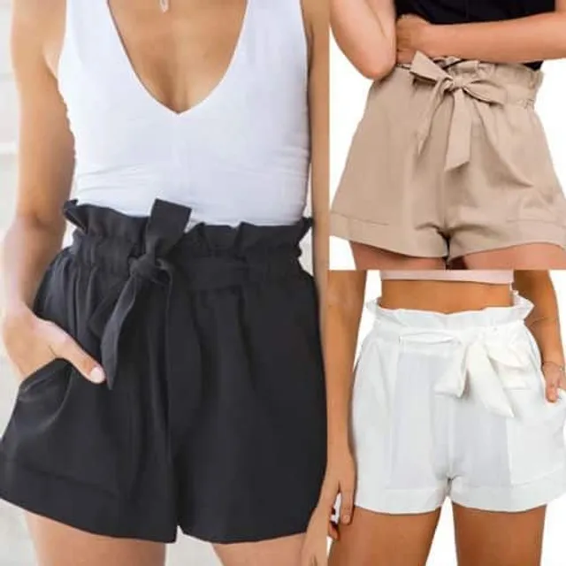 Women's elegant shorts with bow