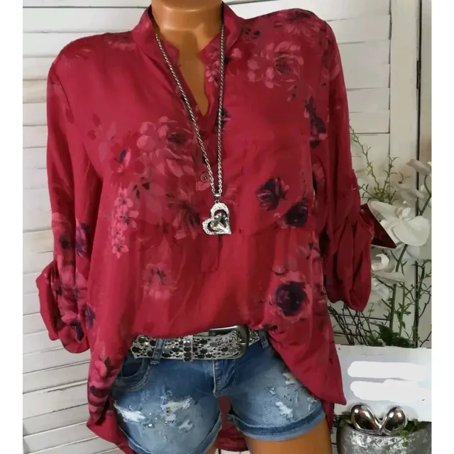 Summer blouse with long sleeves and floral print