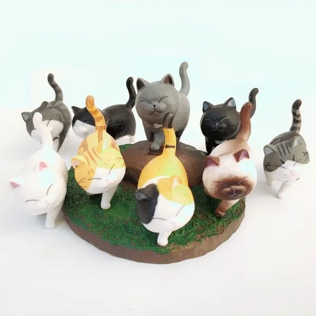 Cat's figurine