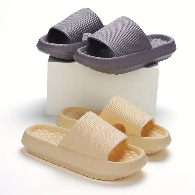 Comfortable slippers for the house and bathrooms with open tip and soft sole