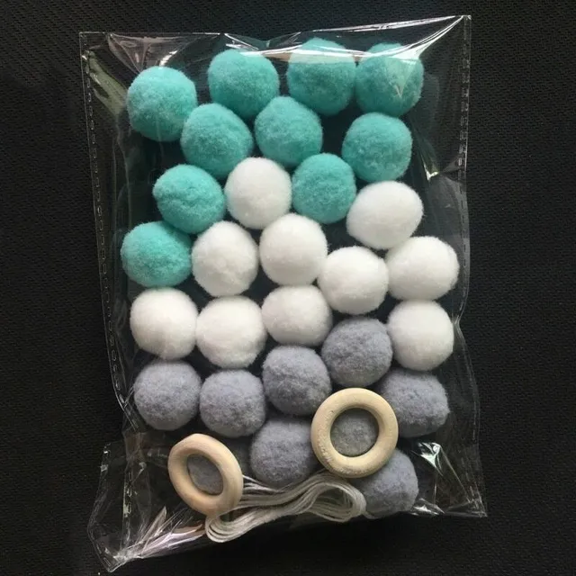 Decorative felt balls 30 pcs