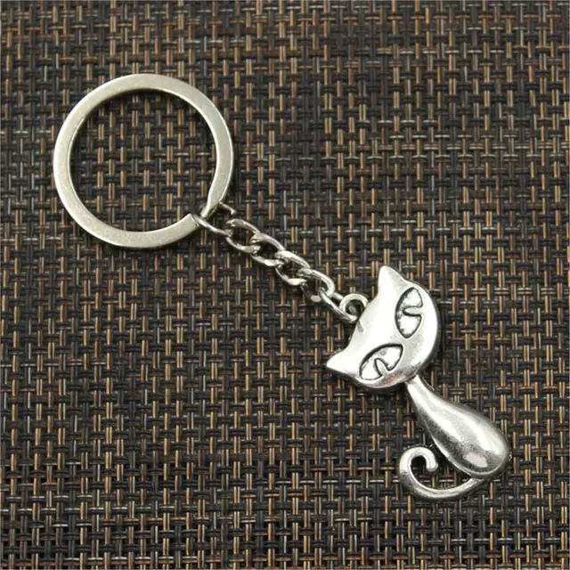 Stylish keychain for cat lovers