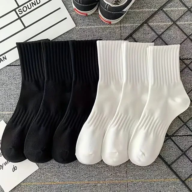 6 pairs of comfortable and breathable socks with pattern