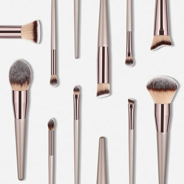 Quality brush makeup