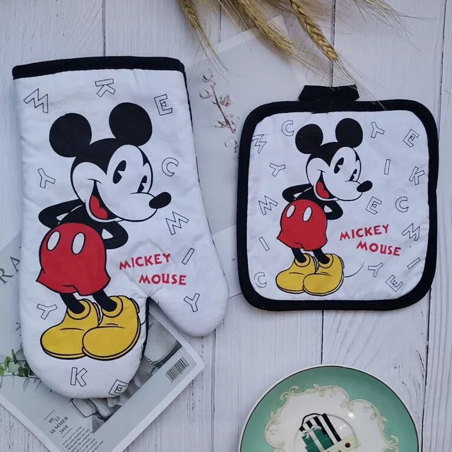 Praktická kuchynská rukavica + uterák s motívom Mickey Mouse