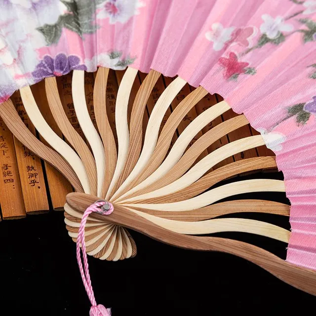 Retro moderný štýlový originálny japonský cestovný ventilátor na horúce letné dni - viac farieb
