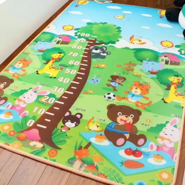 Children's playing pad size 120x90 cm for children on climbing - Random color