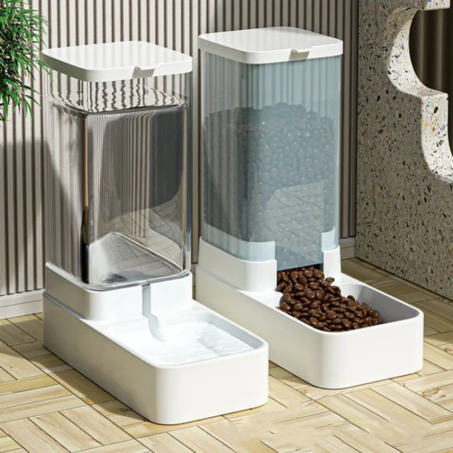 Stylish and practical automatic feeder and water bowl for dogs and cats