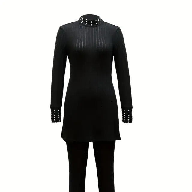 Long sleeve with long narrow pants