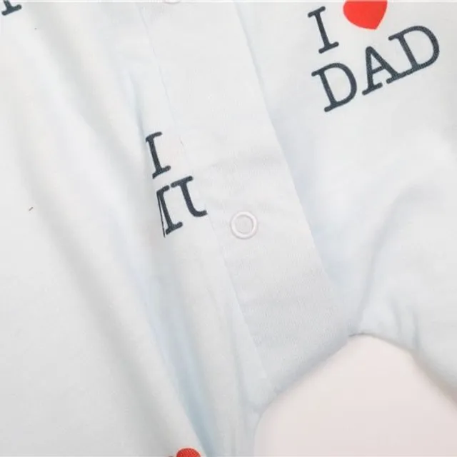 Cute Mom and Dad onesies for babies