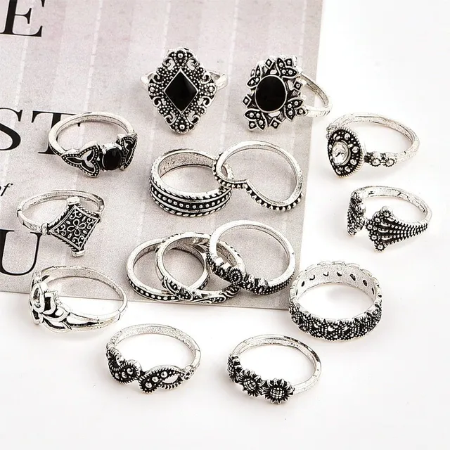 Women's 15-piece ring set