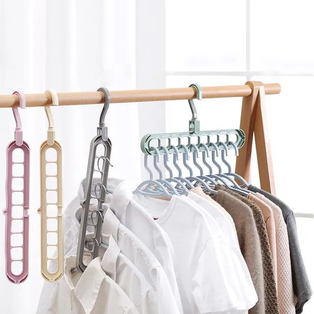 Multifunctional hanger Rolo