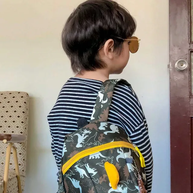 Cute backpack with dinosaur for toddlers - comfortable and stylish