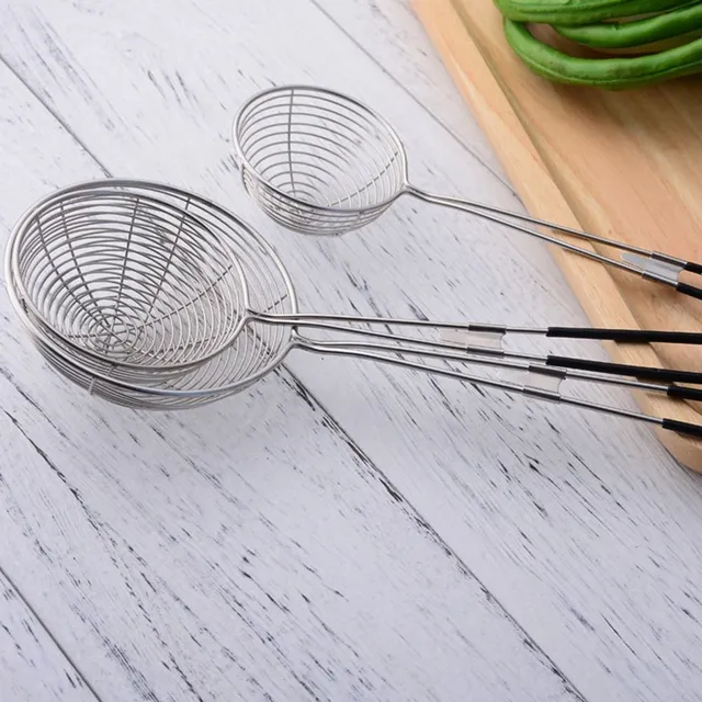 Stainless steel strainer with silicone handle