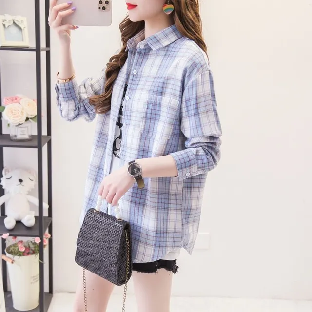 Women's free time flannel shirt with long sleeve