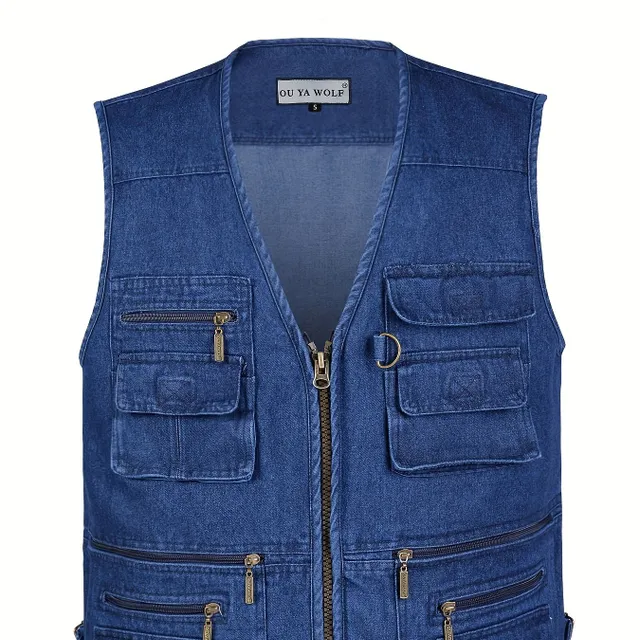 Stylish men's cargo vest for every day