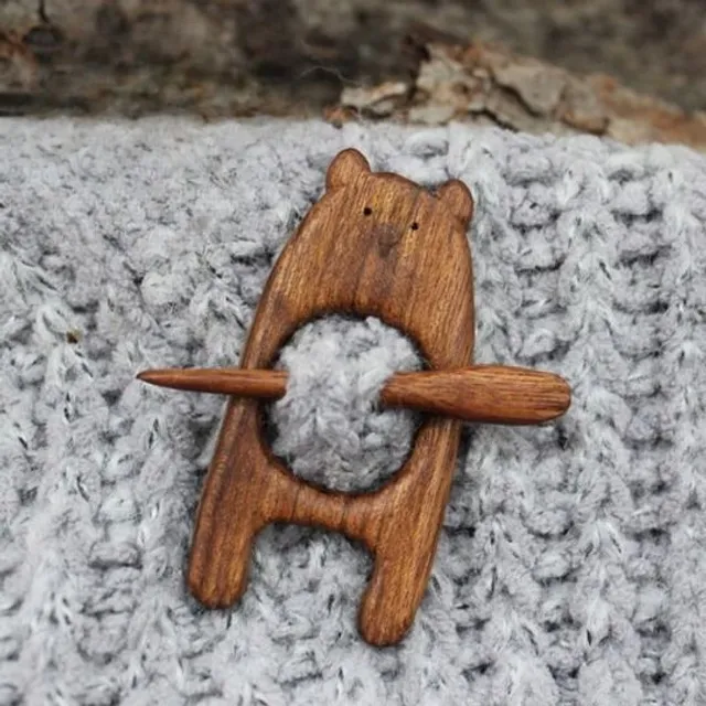 Stylowa drewniana broszka pasująca do swetrów - kilka różnych wersji Kelechi