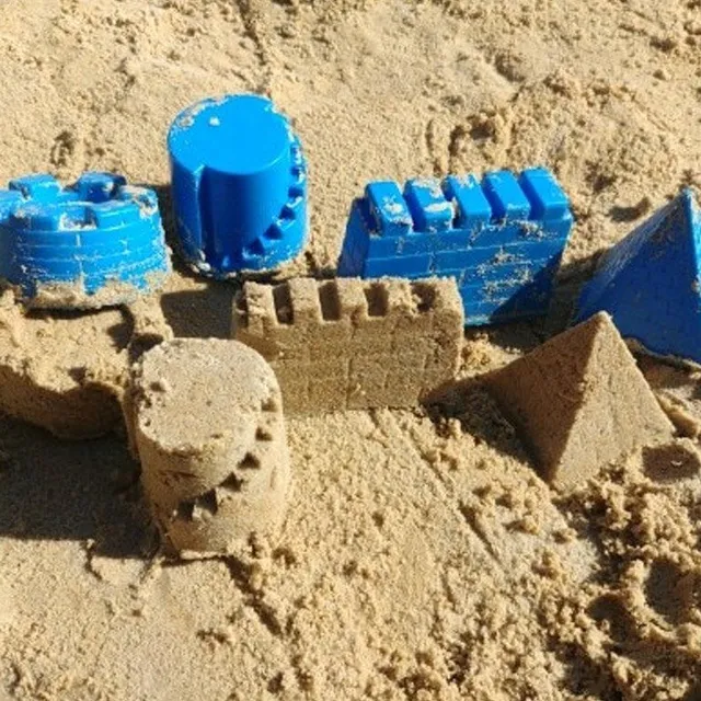 4 kusy Bábovičky pro hrad z písku