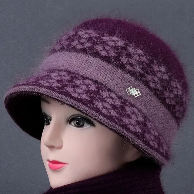 Ladies elegant knitted hat in different colours