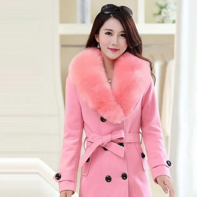 Women's winter coat with distinctive collar - 7 colours