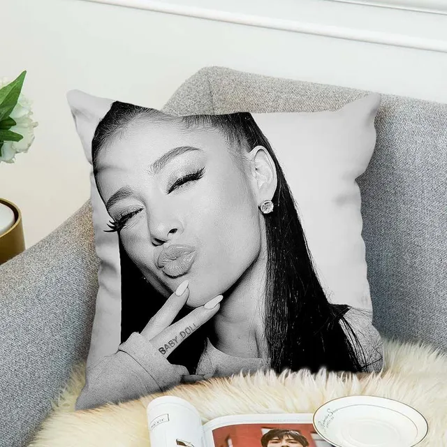 Funda de pernă Ariana Grande