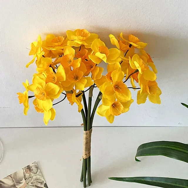 Artificial bouquet of narcissus 5 pcs - faithful decoration for home