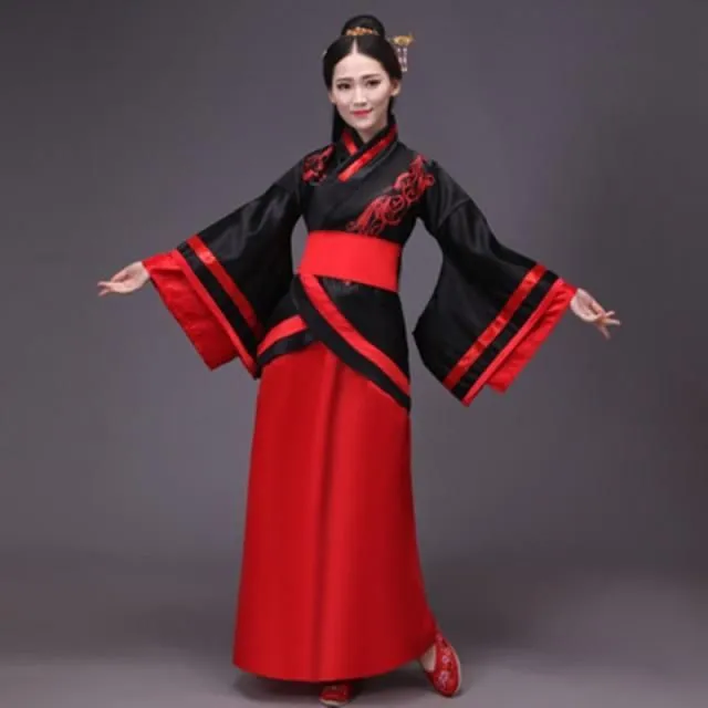 Women's traditional Chinese costume