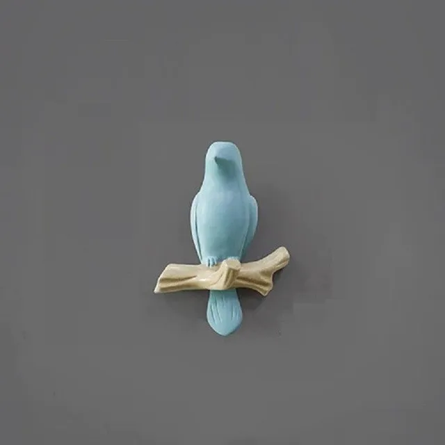 Decorative bird-shaped hook