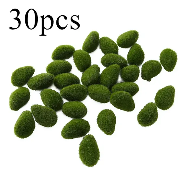 Designer stones with artificial moss - different sizes and shapes, 30 pieces