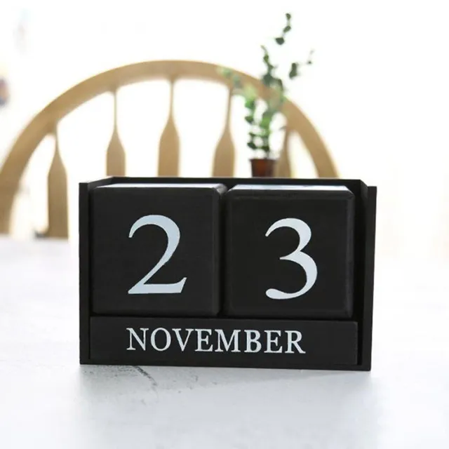 Wooden calendar made of cubes