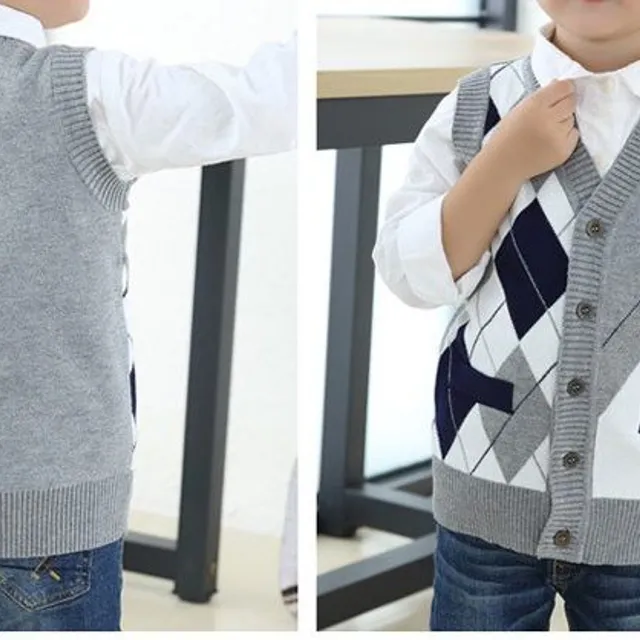 Boy's knitted vest with pattern - 2 colors