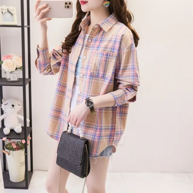 Women's free time flannel shirt with long sleeve